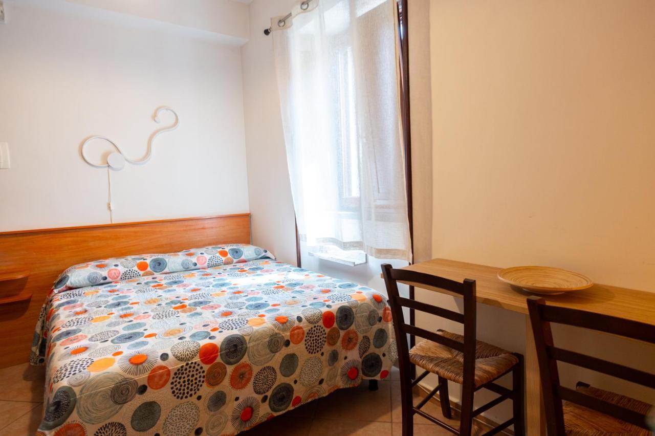 Antico Casale - Camere Con Angolo Cottura Agropoli Exteriör bild