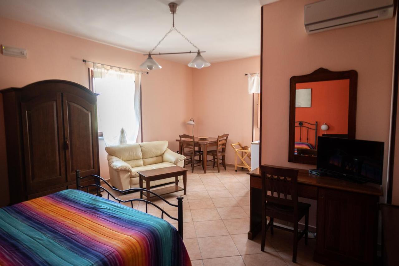 Antico Casale - Camere Con Angolo Cottura Agropoli Exteriör bild